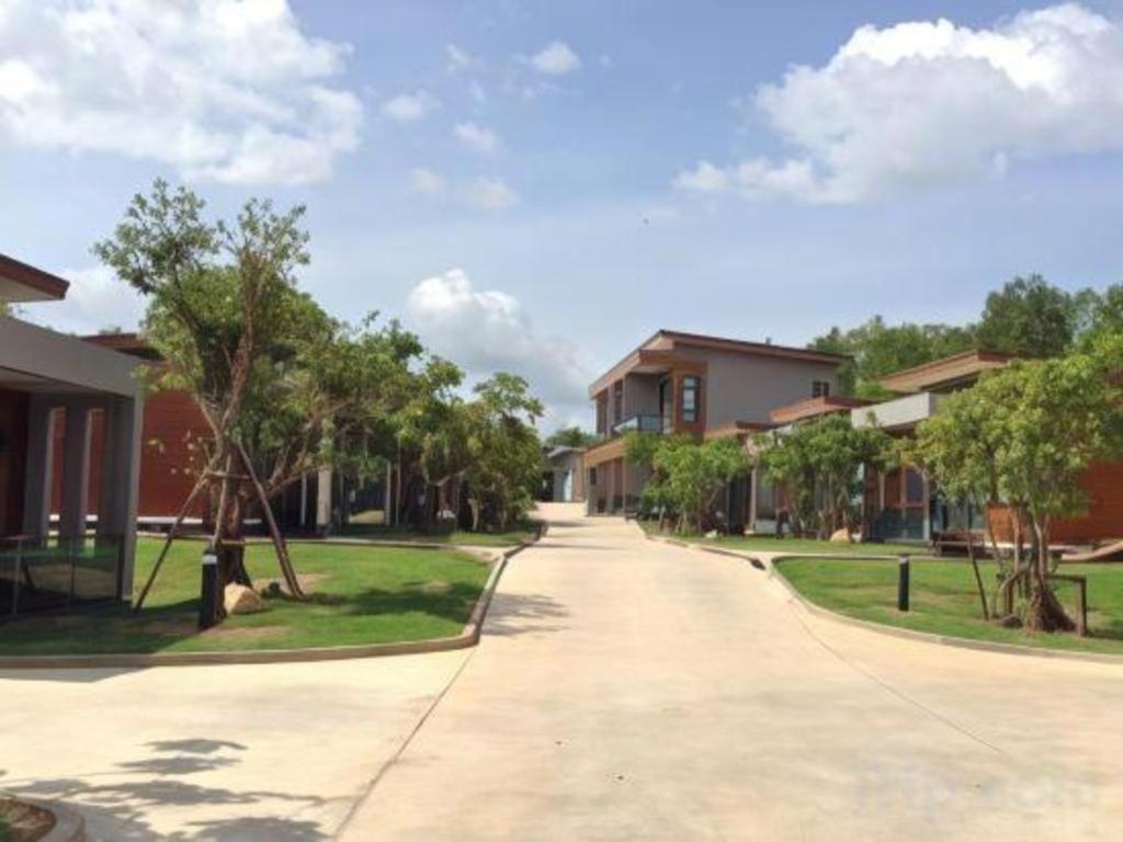 Nutchana Hill Boutique Hotel هات ياي المظهر الخارجي الصورة
